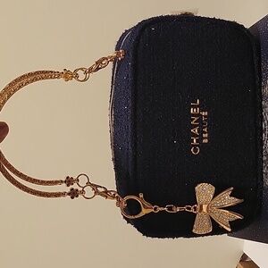Chanel Beaute POUCH